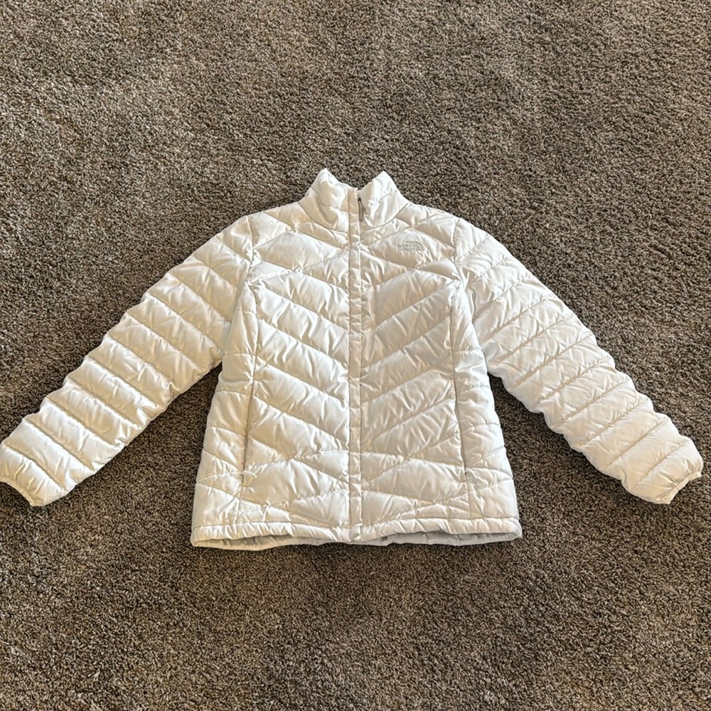 White North Face down puffer Large